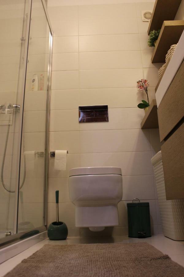 Portoshelter Apartment Екстериор снимка